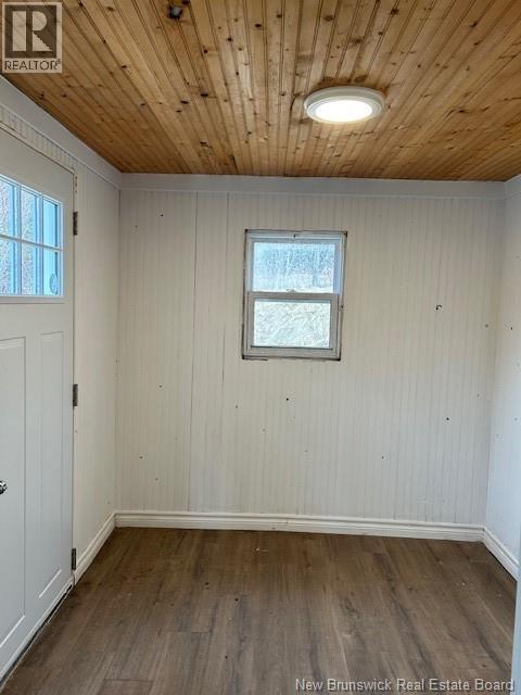 23 Kyle Lane Property Photo 11