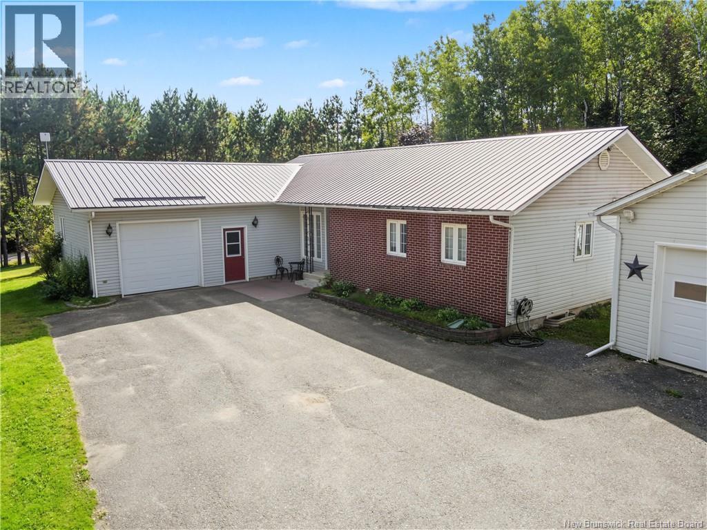 3 Maple Street Property Photo 2