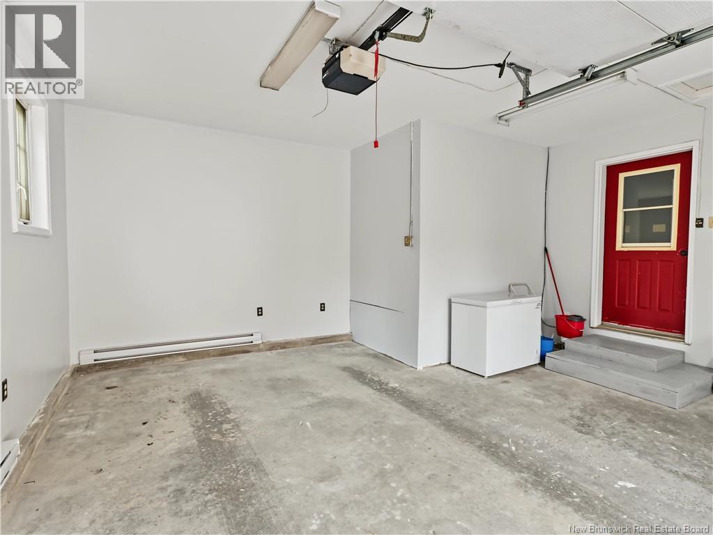 3 Maple Street Property Photo 7