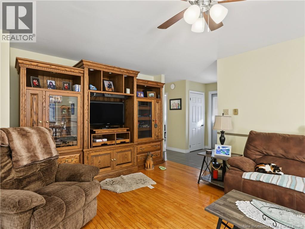 3 Maple Street Property Photo 21