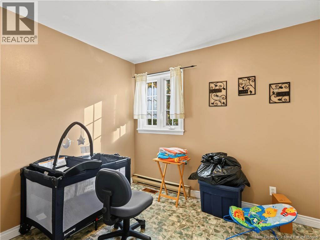 3 Maple Street Property Photo 33