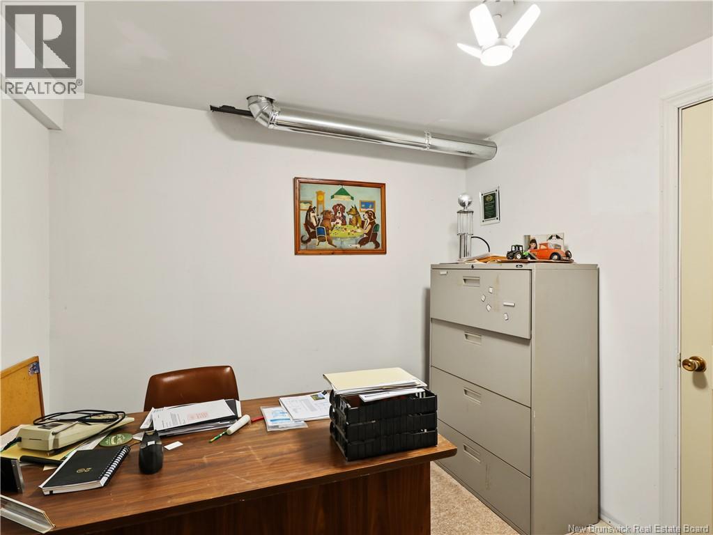 3 Maple Street Property Photo 43