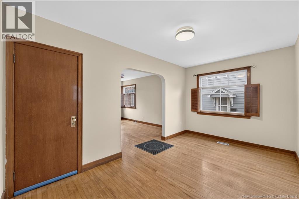 61-63 Burlington Avenue Property Photo 11