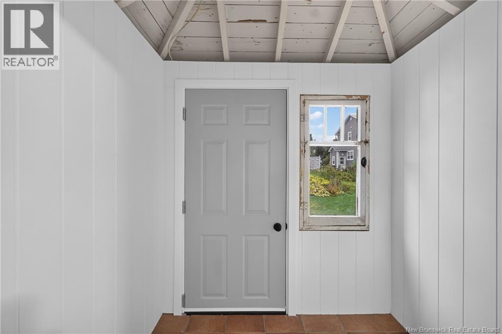 61-63 Burlington Avenue Property Photo 15