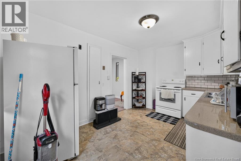 61-63 Burlington Avenue Property Photo 37