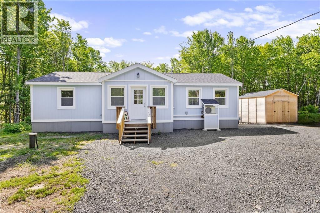 194 Upper Woodlands Road Property Photo 1