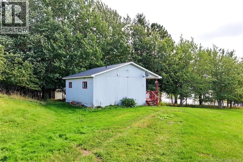 301 Sand Point Road Property Photo 3