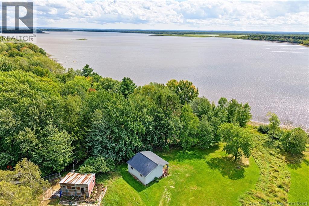 301 Sand Point Road Property Photo 5