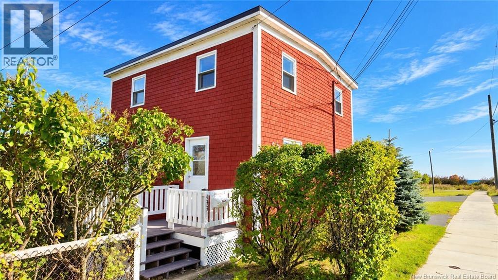 433 Woodville Road Property Photo 1