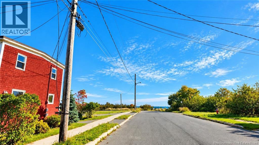 433 Woodville Road Property Photo 3