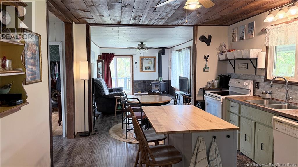 211 Route 395 Property Photo 14