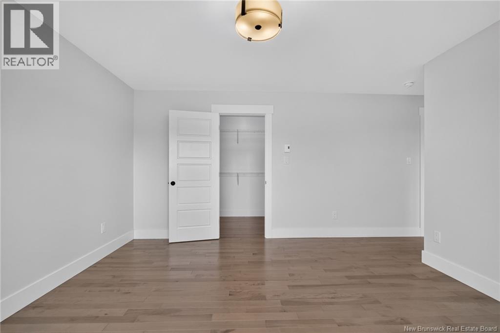 51 Loudun Street Property Photo 36
