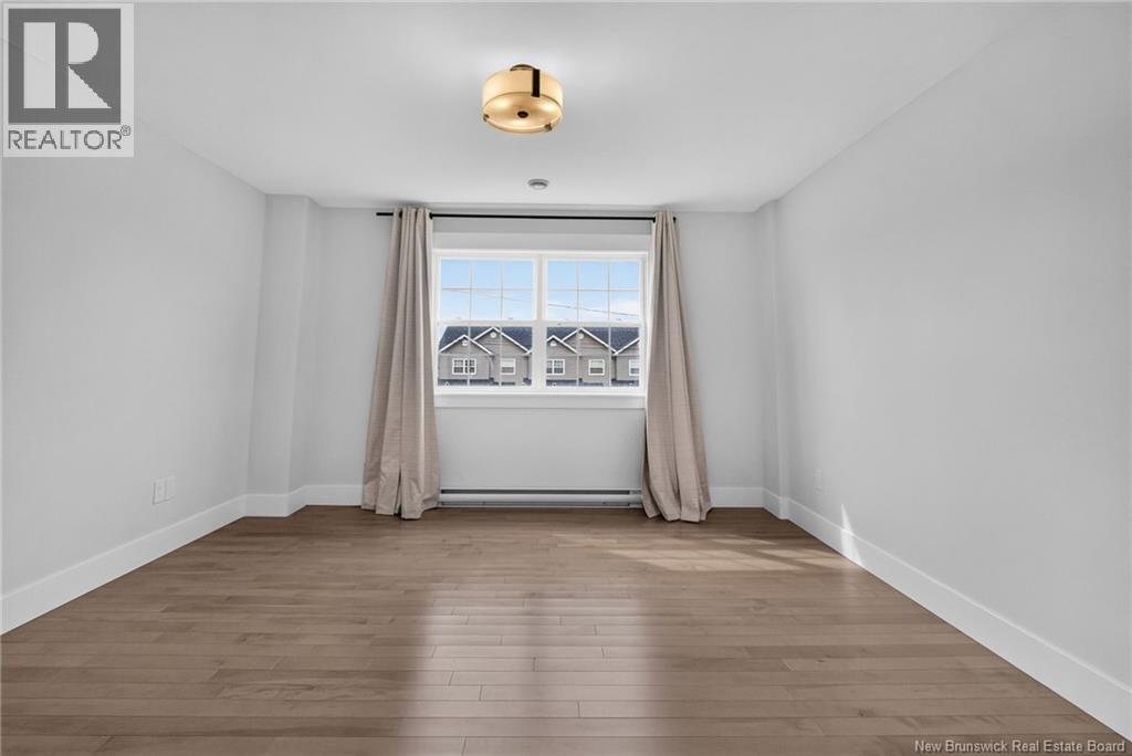 51 Loudun Street Property Photo 39