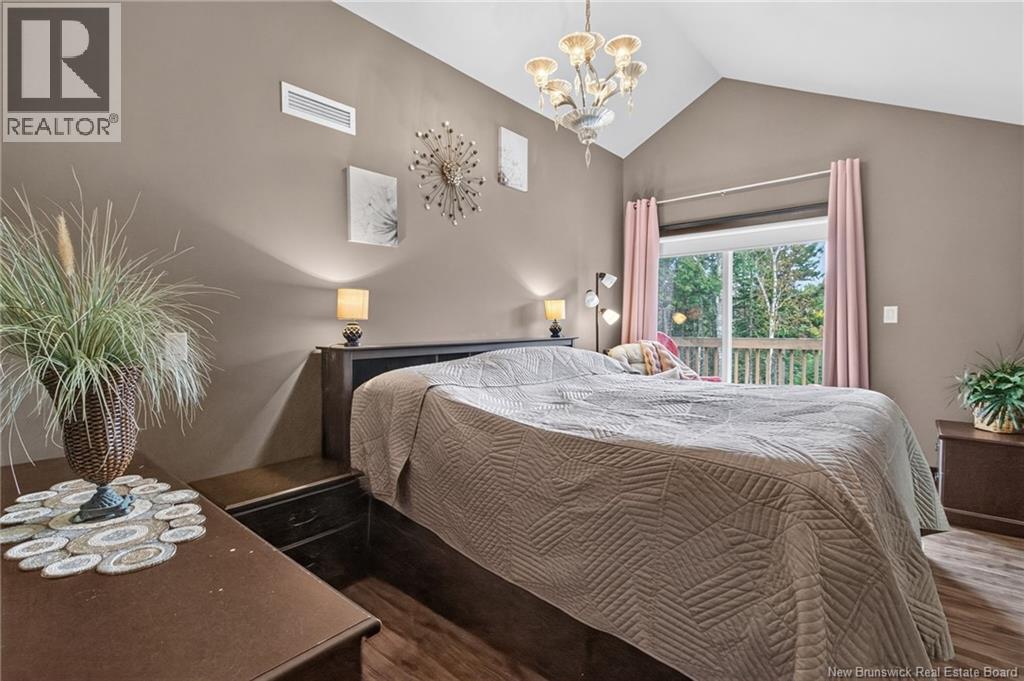 10 Waterway Road Property Photo 16