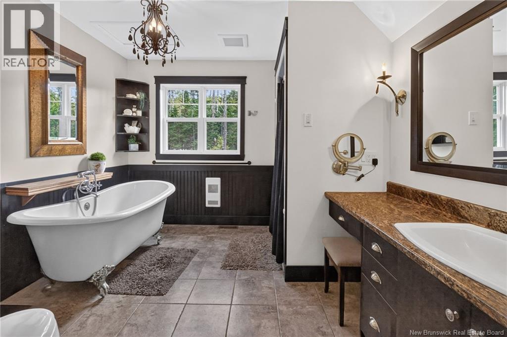 10 Waterway Road Property Photo 18