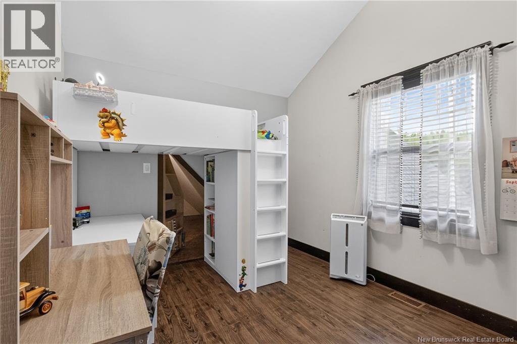 10 Waterway Road Property Photo 22