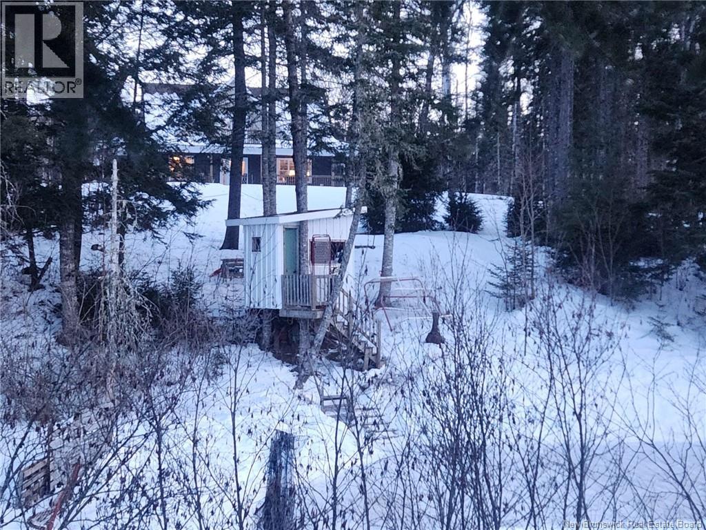 10 Waterway Road Property Photo 24