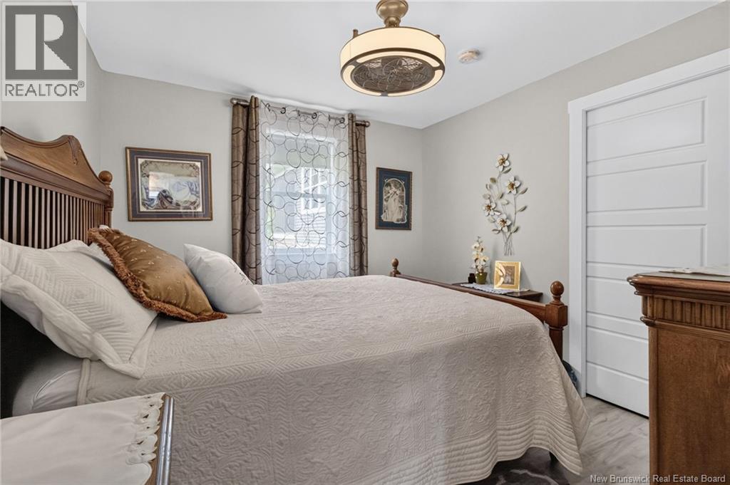 10 Waterway Road Property Photo 27