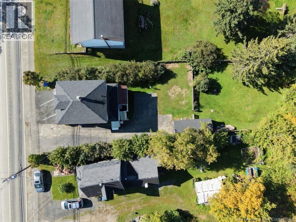 745 Bridge Property Photo 4