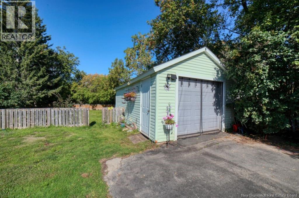745 Bridge Property Photo 8
