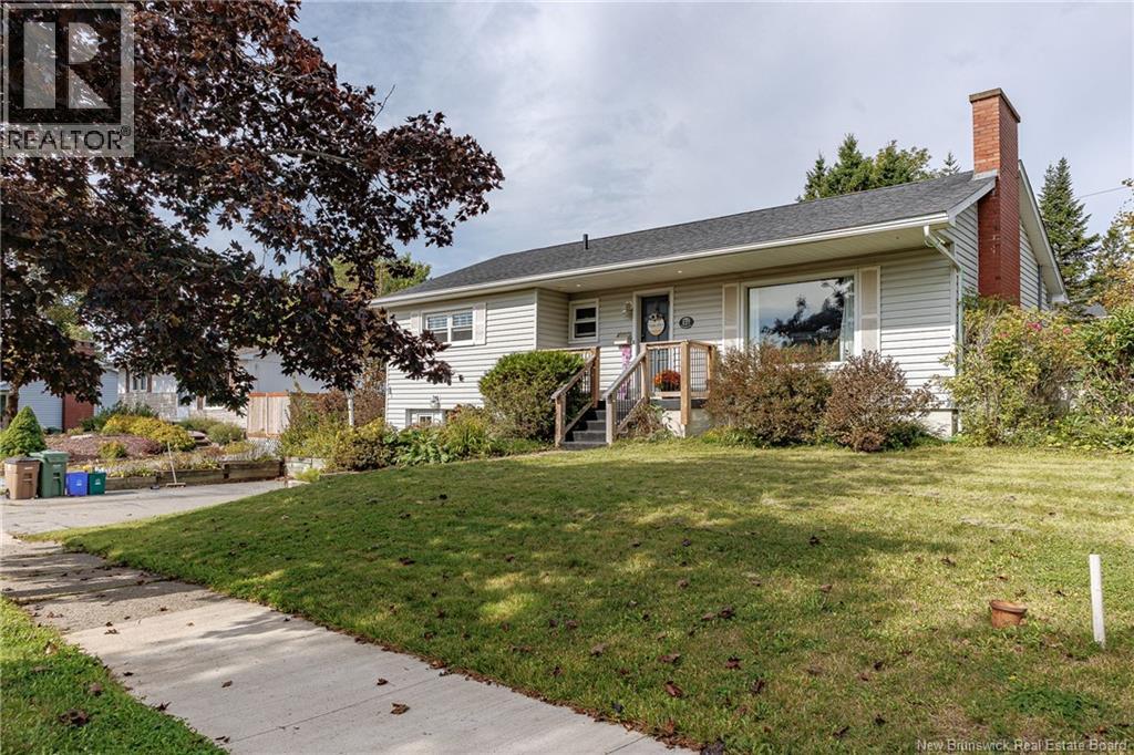 127 Greendale Crescent Property Photo 1