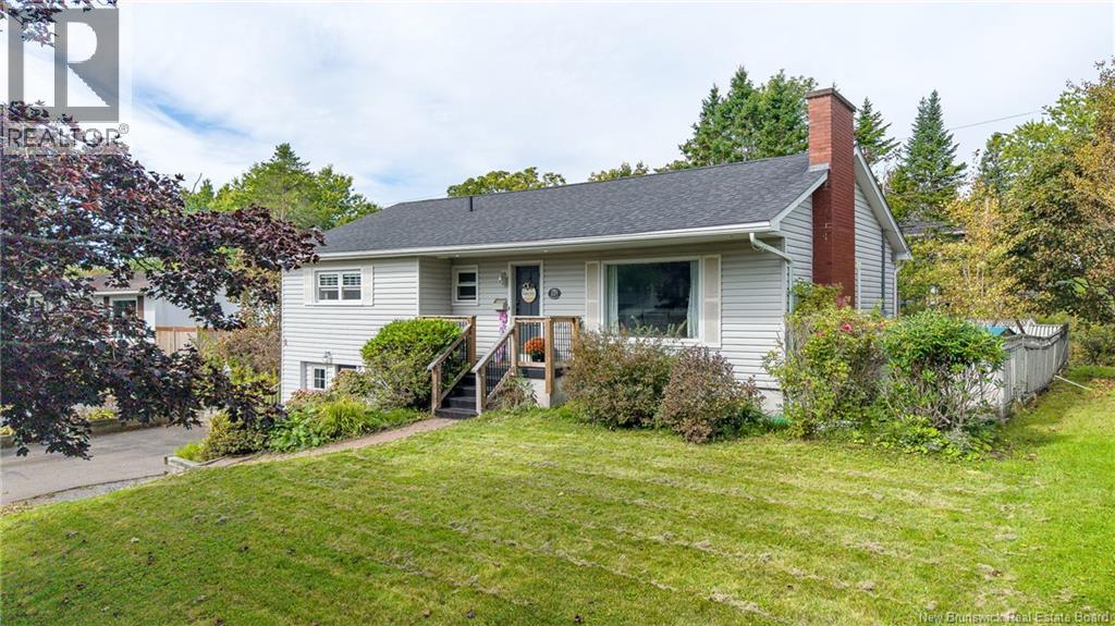 127 Greendale Crescent Property Photo 3