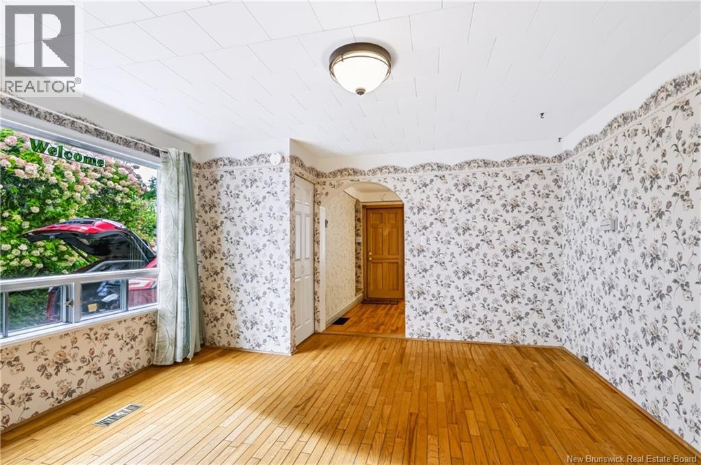292 Saint John Street Property Photo 5