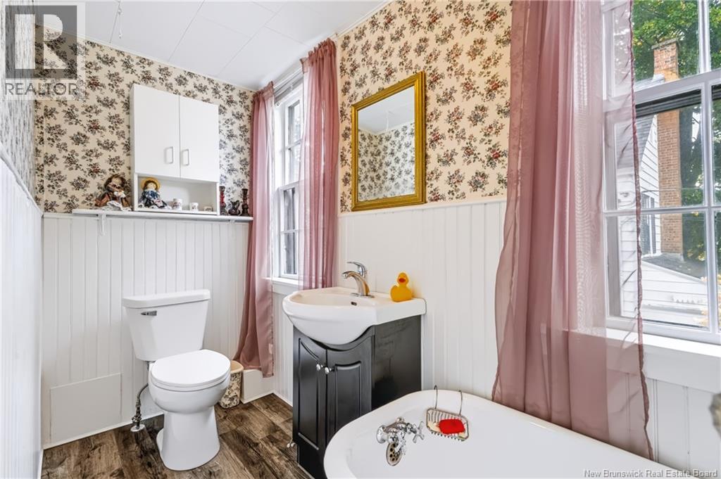 292 Saint John Street Property Photo 28