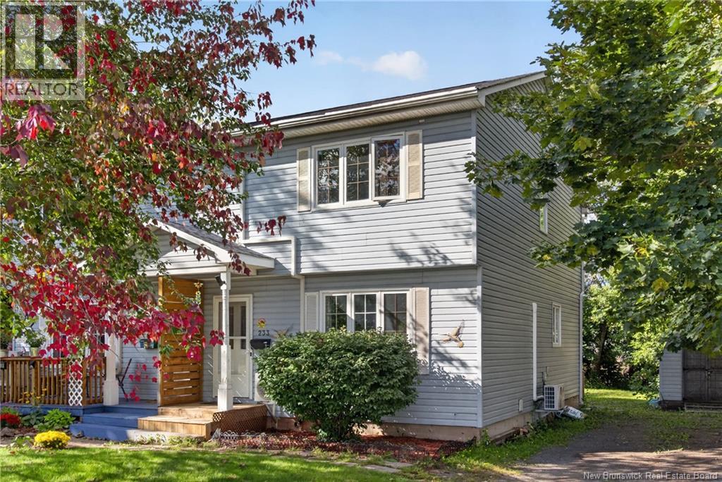 233 Kendra Street Photo de la propriété 1