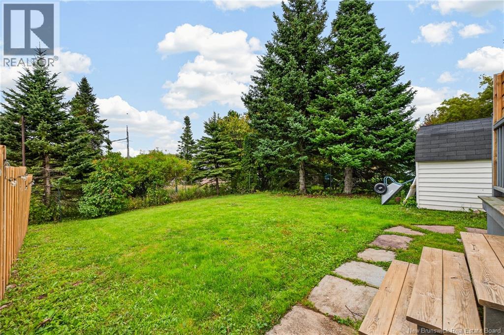 247 Kendra Street Property Photo 5