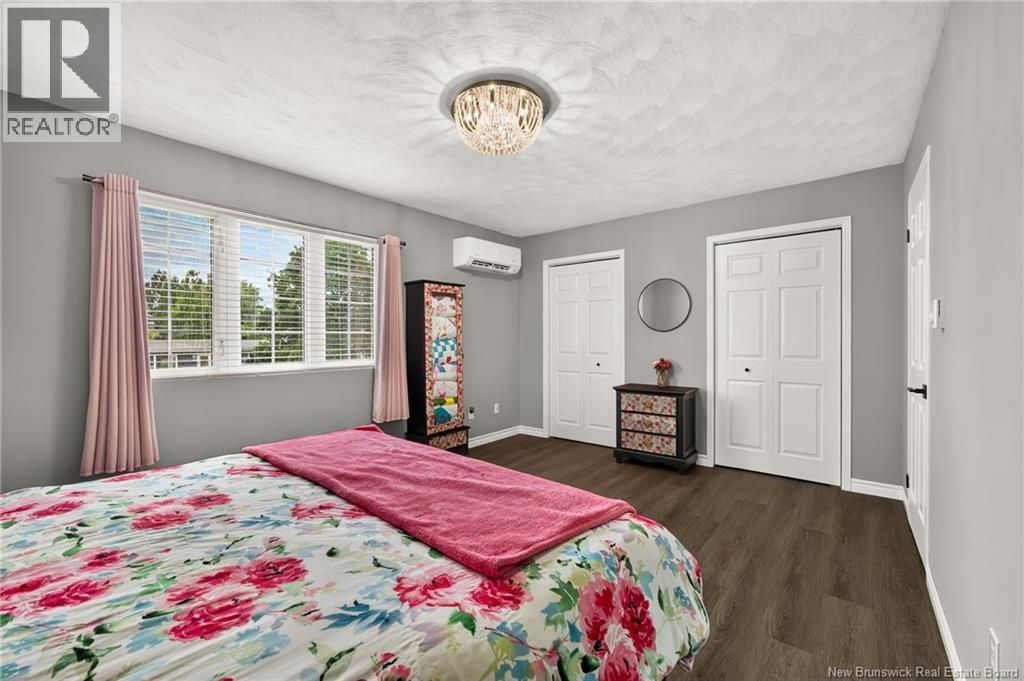 247 Kendra Street Property Photo 37