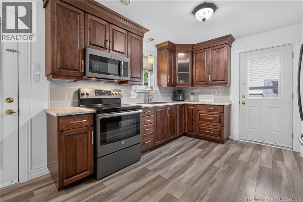 251 Hennessey Road Property Photo 3