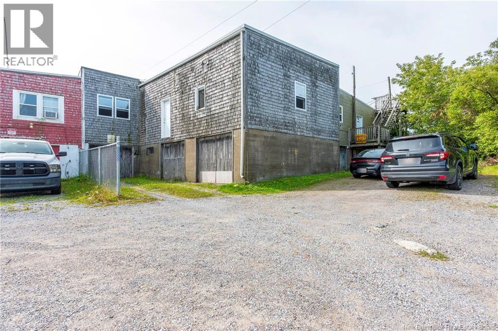 21 Main Street Property Photo 2