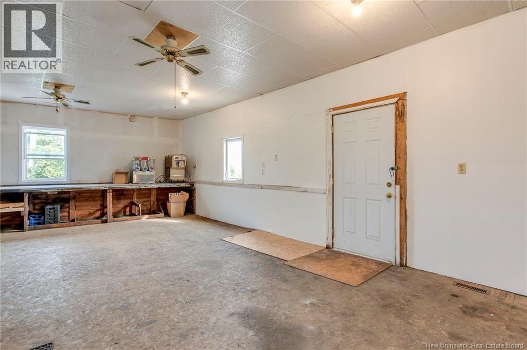 21 Main Street Property Photo 24