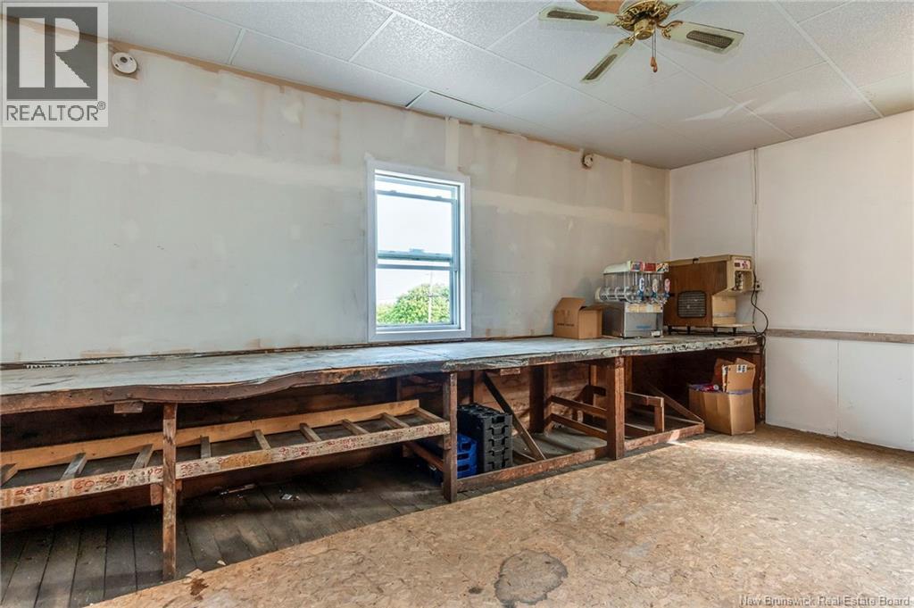 21 Main Street Property Photo 28