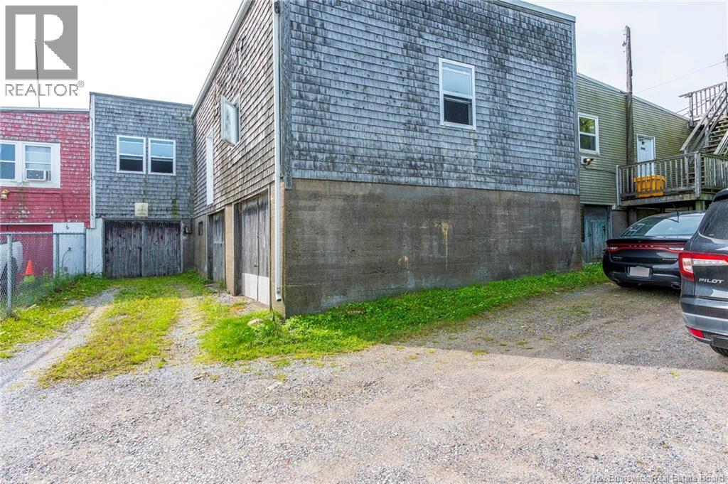21 Main Street Property Photo 47