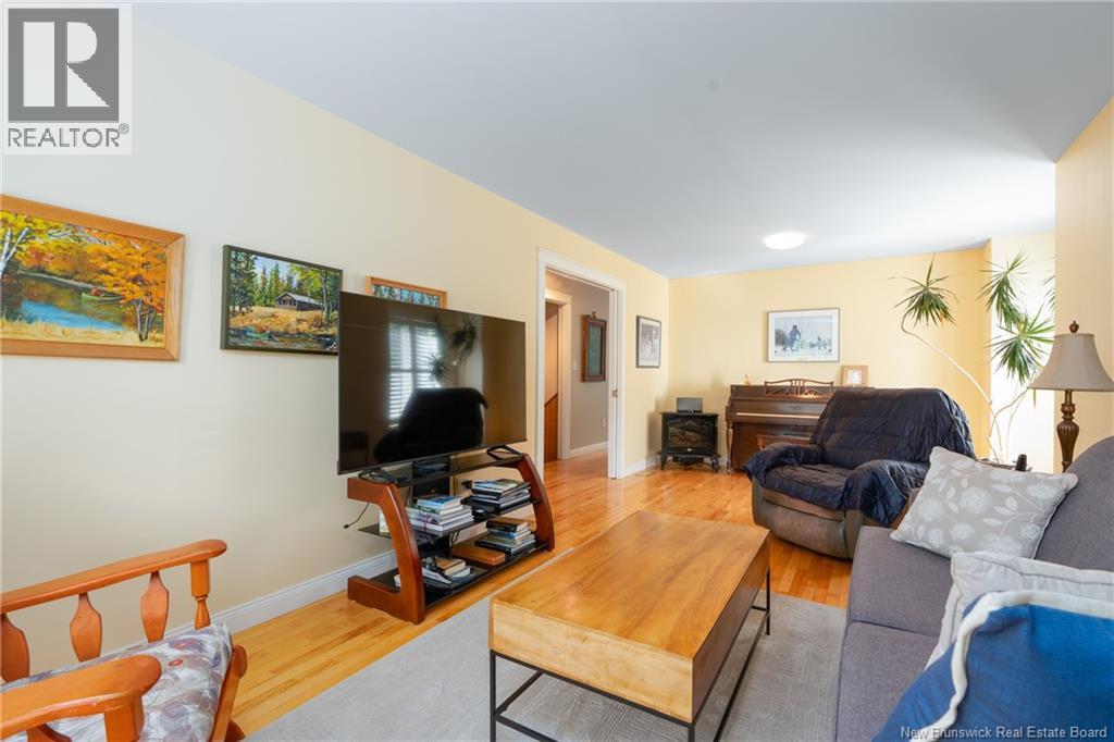 43 Ridgewell Place Property Photo 6