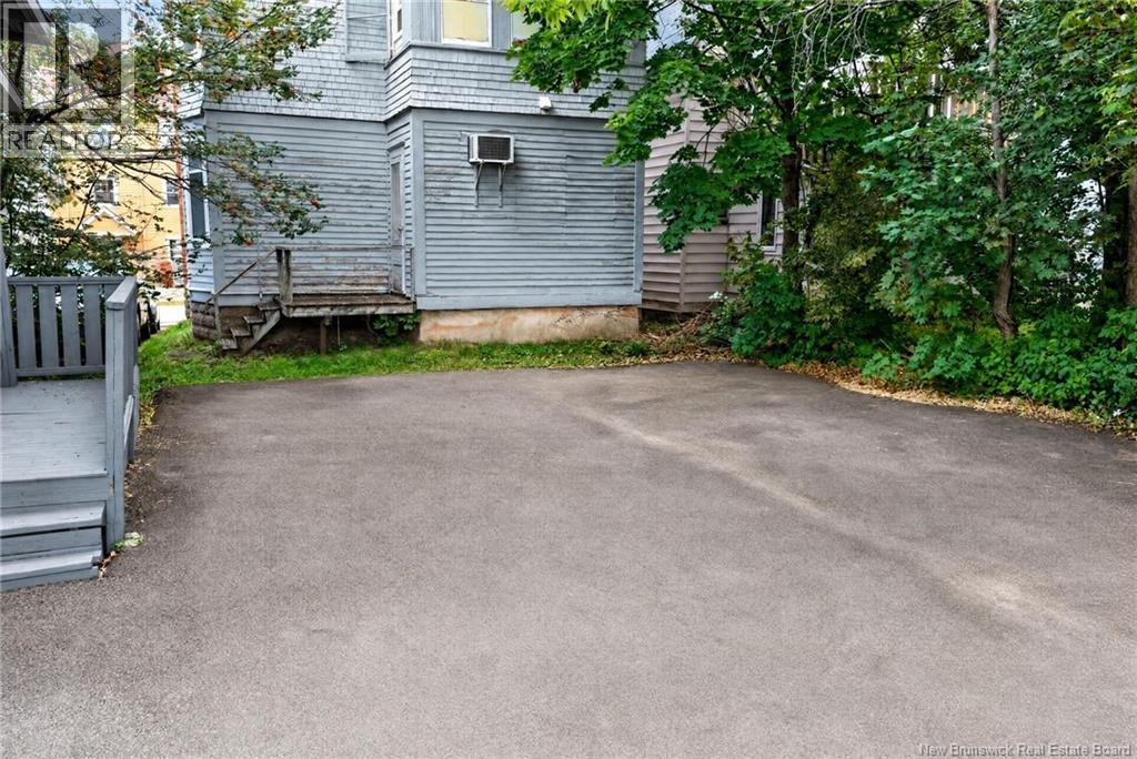 73 Weldon Street Property Photo 40
