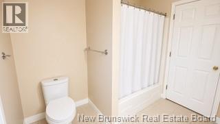 633 Whitepine Road Property Photo 4