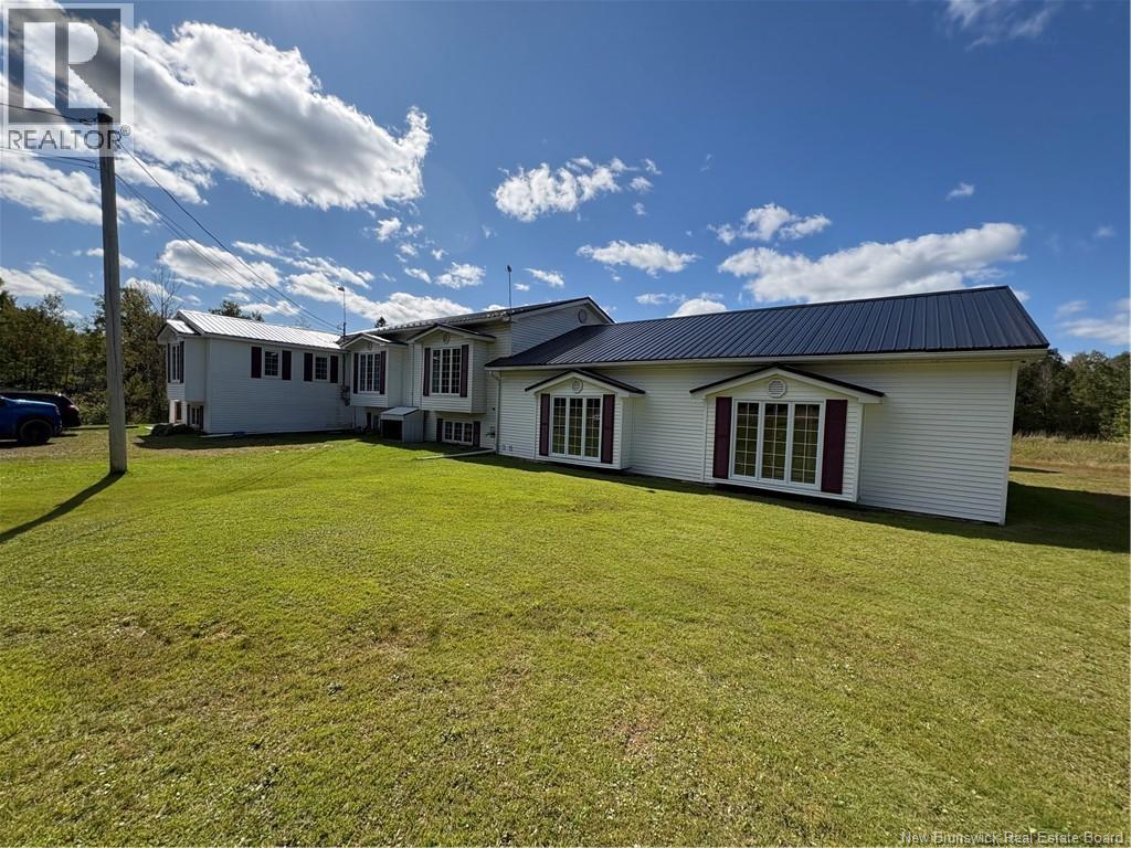 162 Sawdust Road Property Photo 1
