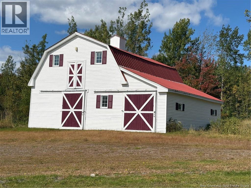 162 Sawdust Road Property Photo 3