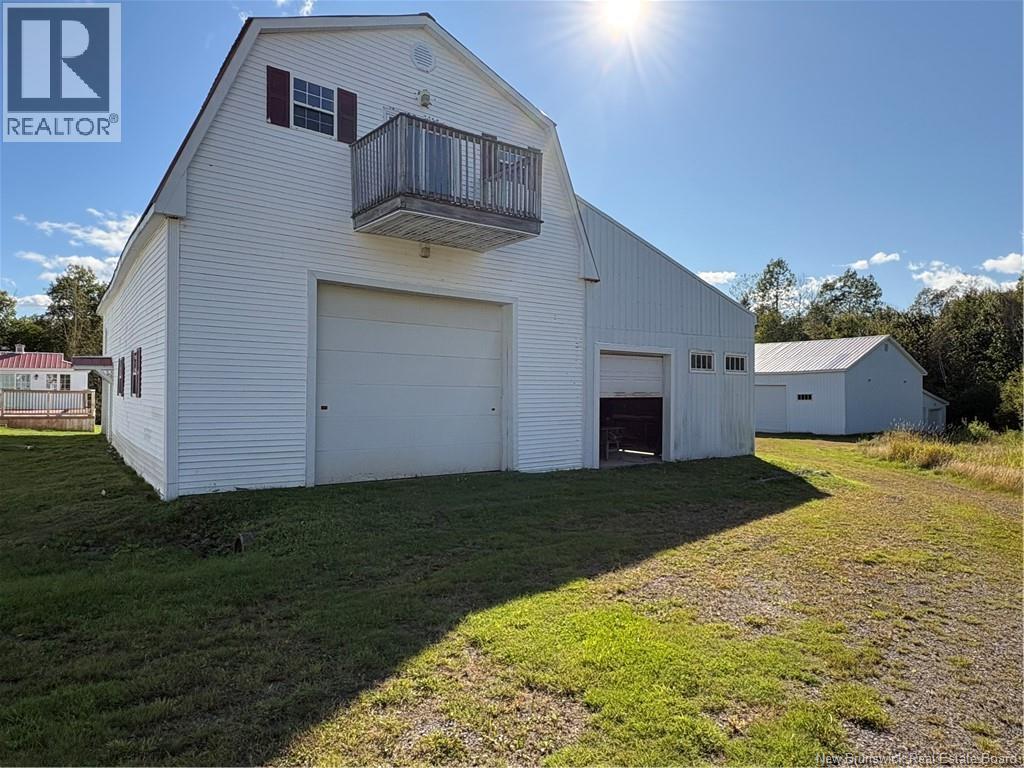 162 Sawdust Road Property Photo 5