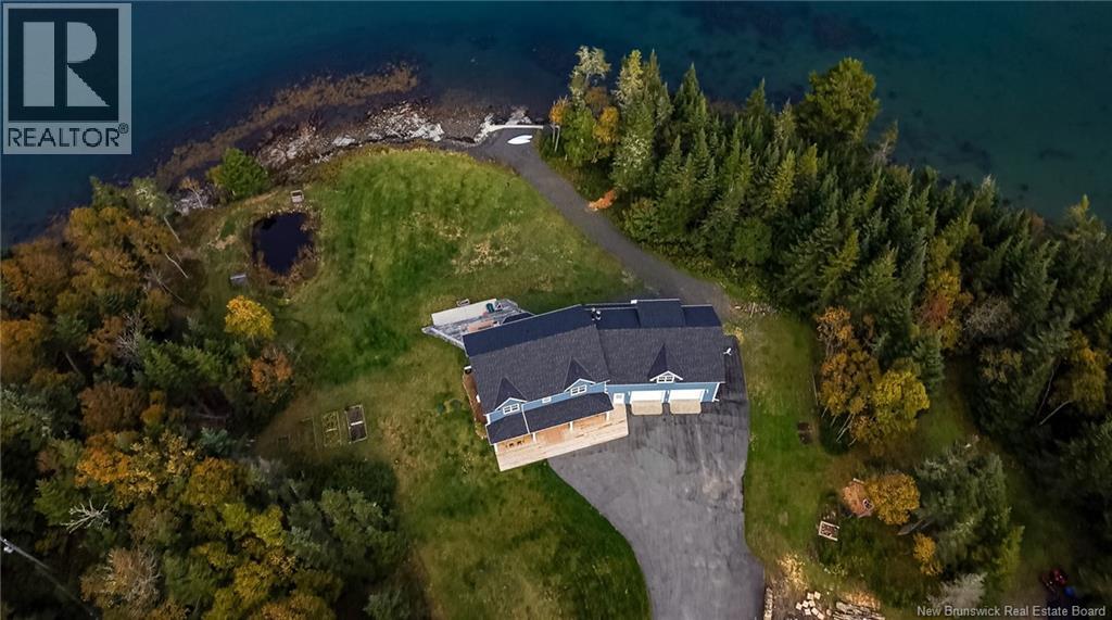 181 Mccarthy's Point Road Property Photo 3