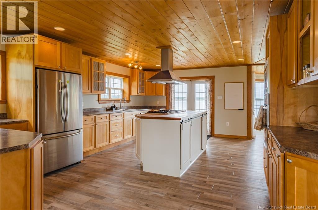 181 Mccarthy's Point Road Property Photo 9