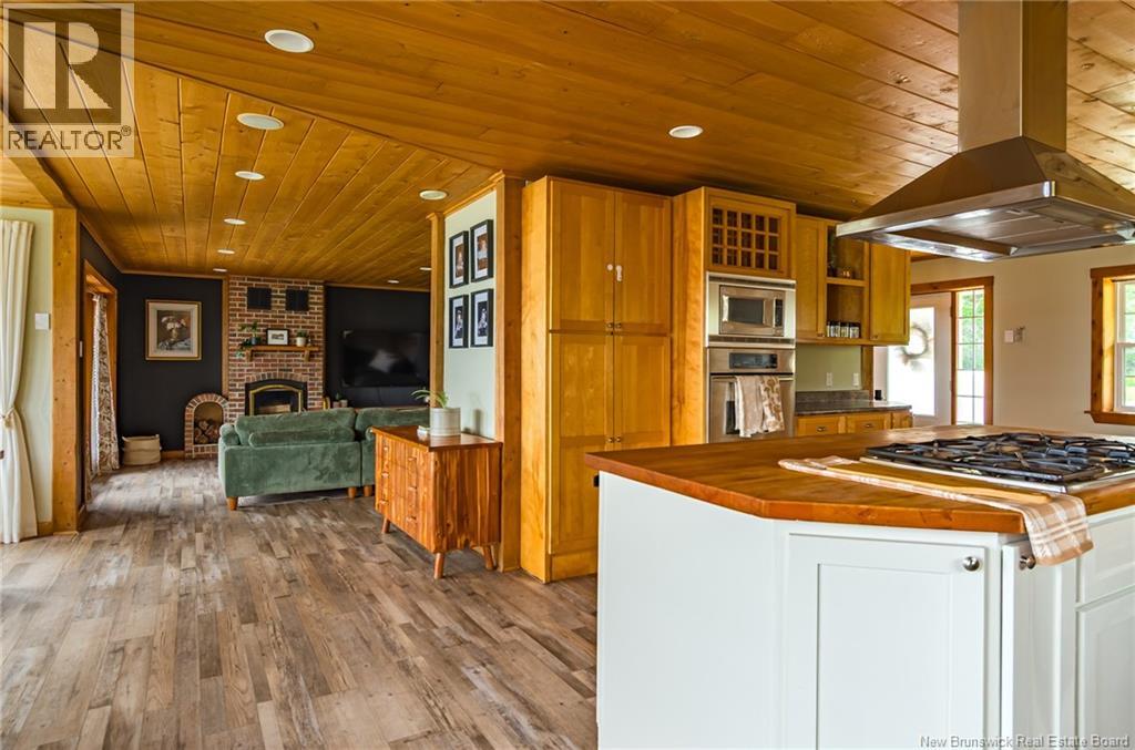 181 Mccarthy's Point Road Property Photo 12