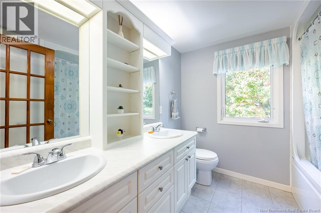 560 Squires Street Property Photo 20