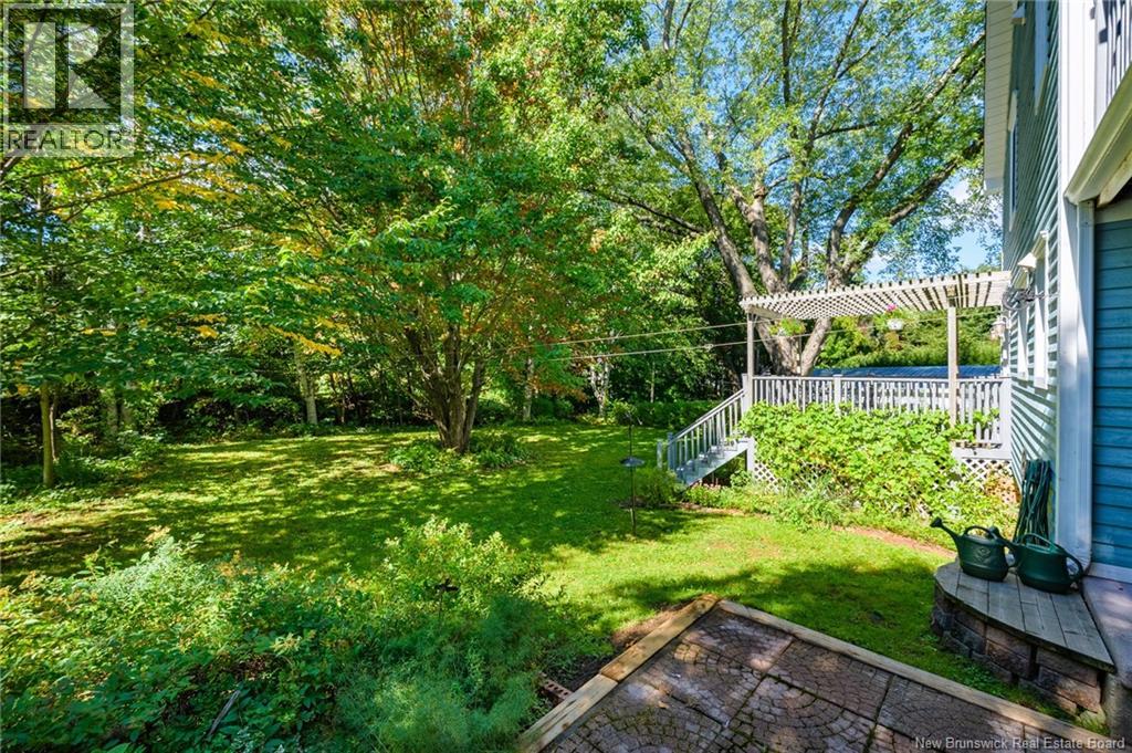 560 Squires Street Property Photo 28