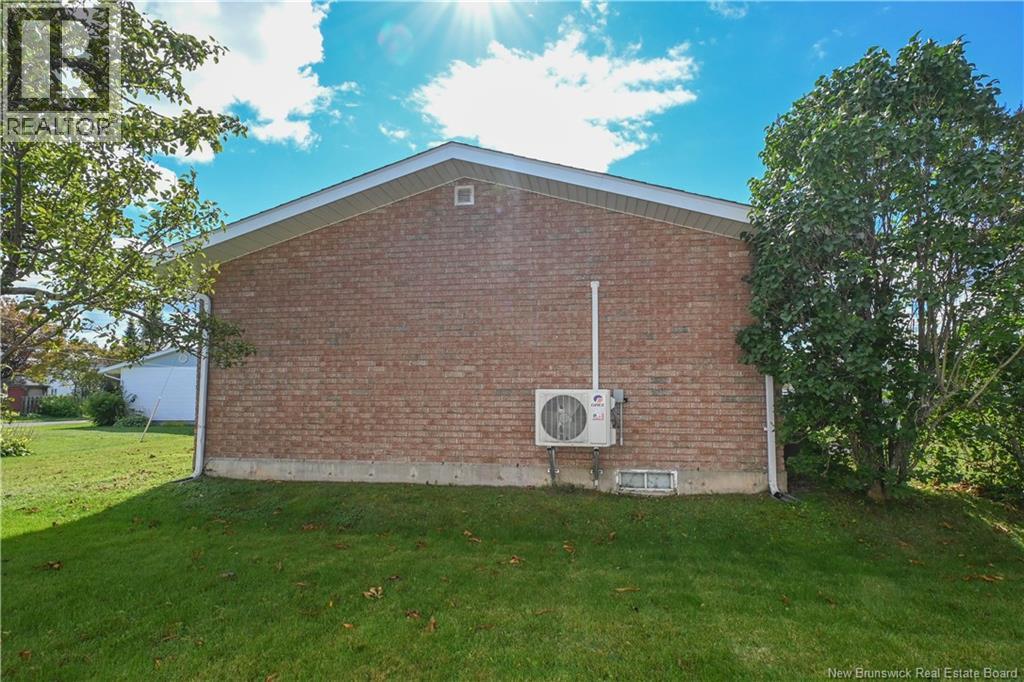 140 Des Saules Street Property Photo 8