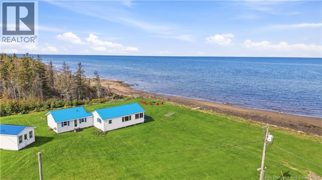 22 Harvey Shore Property Photo 3