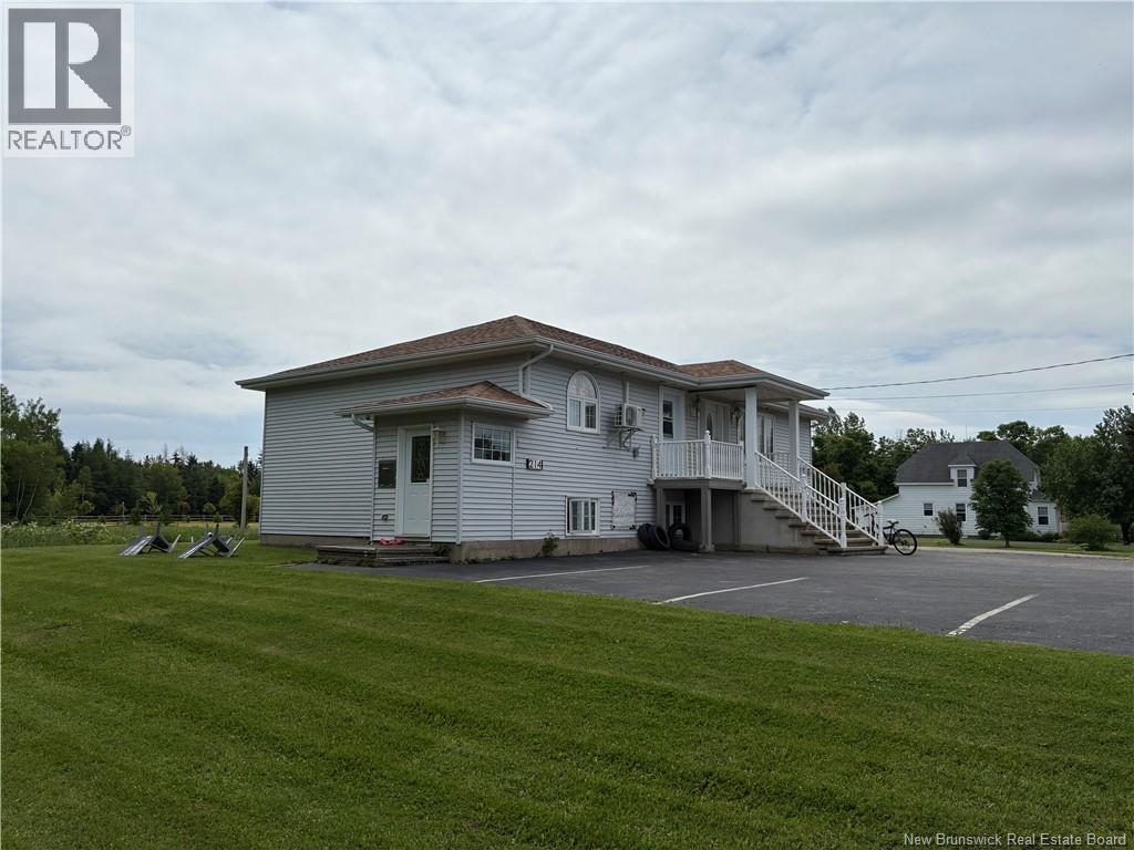 214 1e Street Property Photo 1